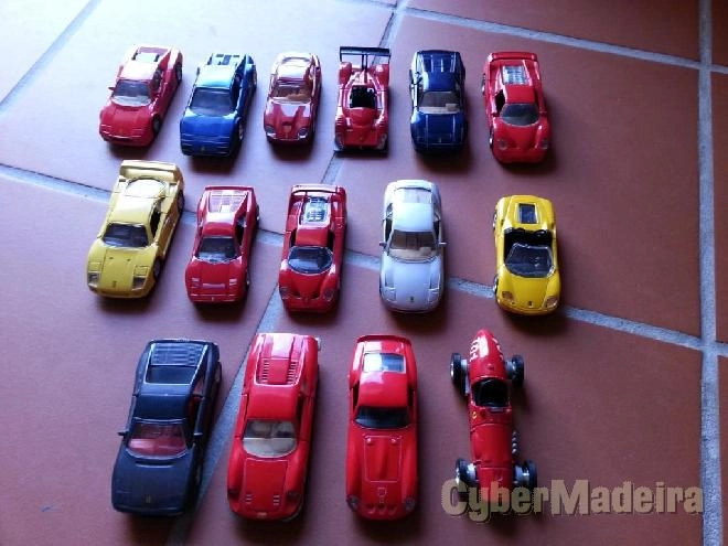 Vendo colecção ferrari 1:41