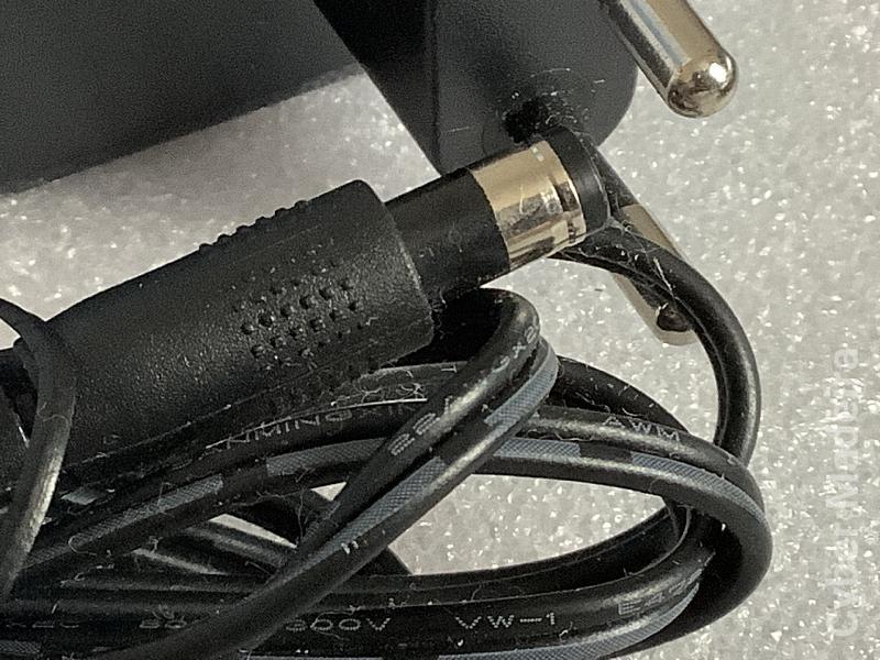 Adaptador AC / Carregador JYSY012A-1202000E  12V , 2000mA