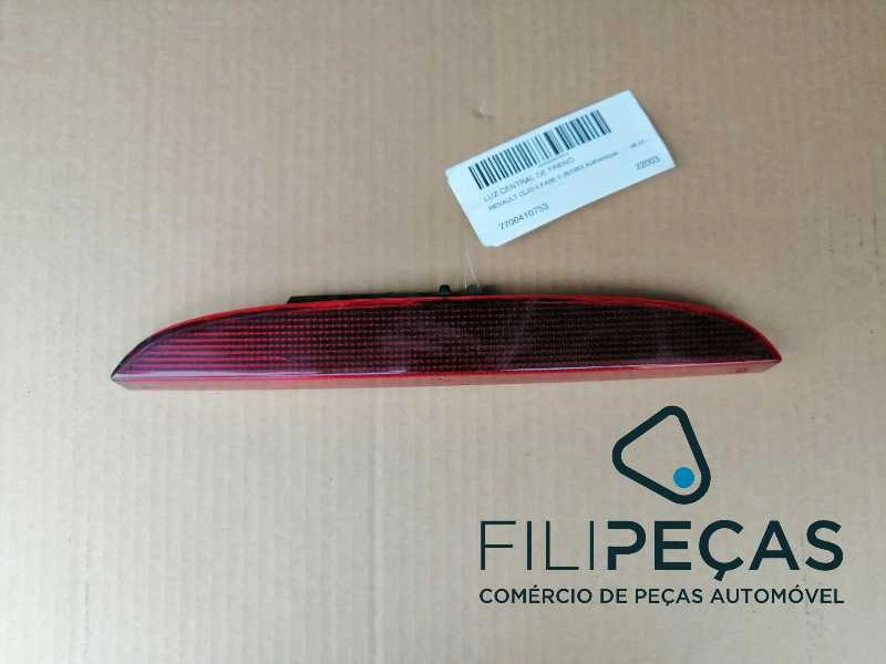 3.º Farol de stop Renault Clio (2001 a 2007)