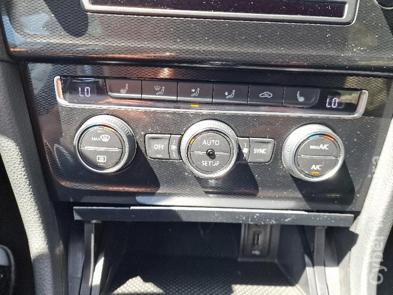 VOLKSWAGEN GOLF GTD 2.0 TDI 184cv Gasóleo