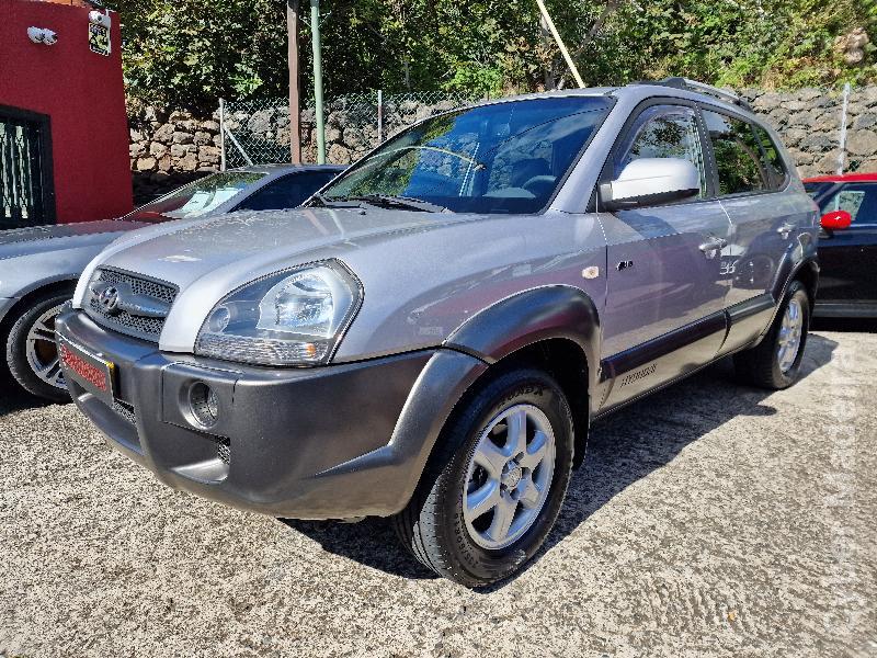 HYUNDAI TUCSON 2.0 CRDI STYLE 4WD 112CV Gasóleo