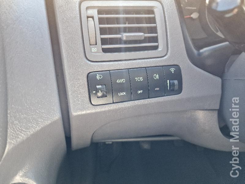 HYUNDAI TUCSON 2.0 CRDI STYLE 4WD 112CV Gasóleo