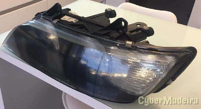 Farol dianteiro esquerdo BMW Z3