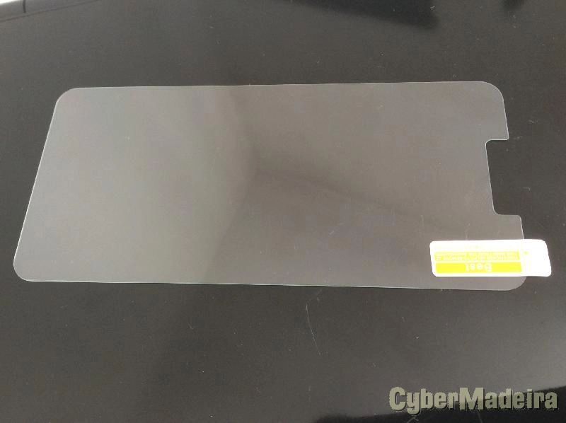 Película vidro telemóvel Huawei P8 Lite 2017