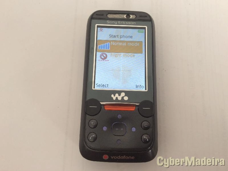 Telemóvel Sony Ericsson W850i
