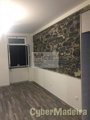 Moradia T2 para Venda Santa Maria Maior, Conde Carvalhal