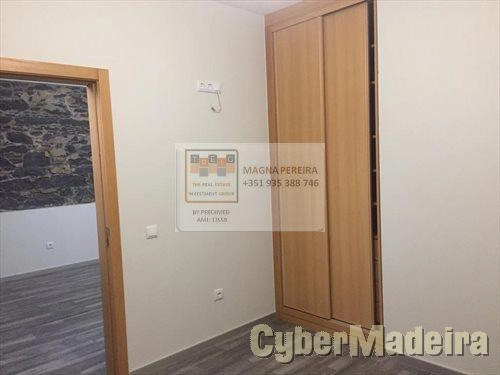 Moradia T2 para Venda Santa Maria Maior, Conde Carvalhal