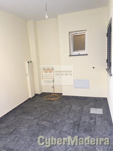 Moradia T2 para Venda Santa Maria Maior, Conde Carvalhal