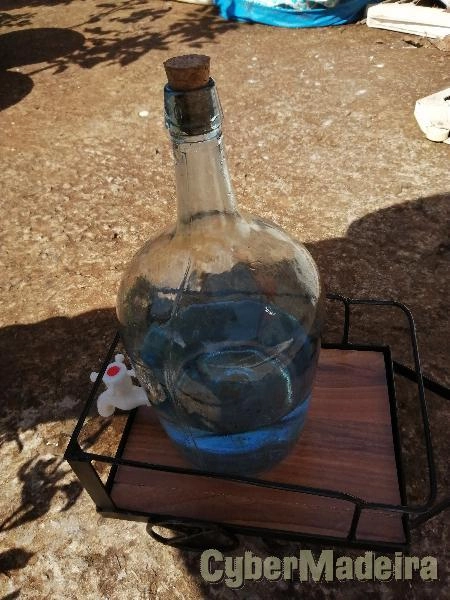 Garrafão e carrosa