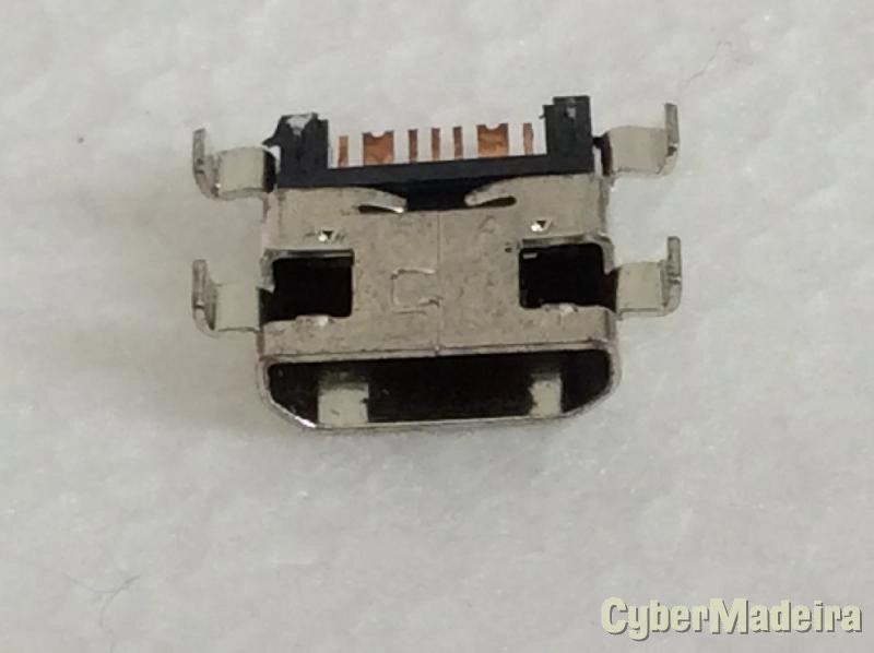 Ficha micro usb samsung SM-G350 , GT-I8162 , GT-I8260 ,GT-S6812 , GT-S7582