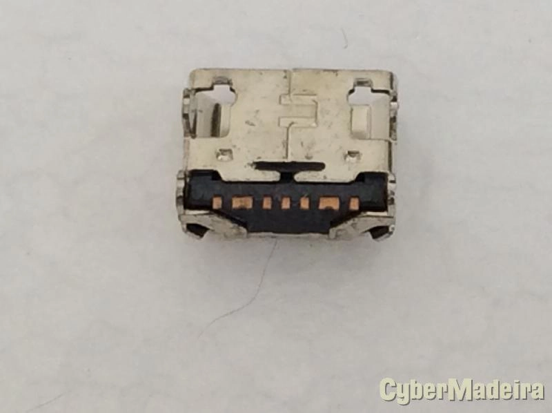 Ficha micro usb samsung GT-I8550 , GT-I9060 , GT-I9080 , GT-I9082 