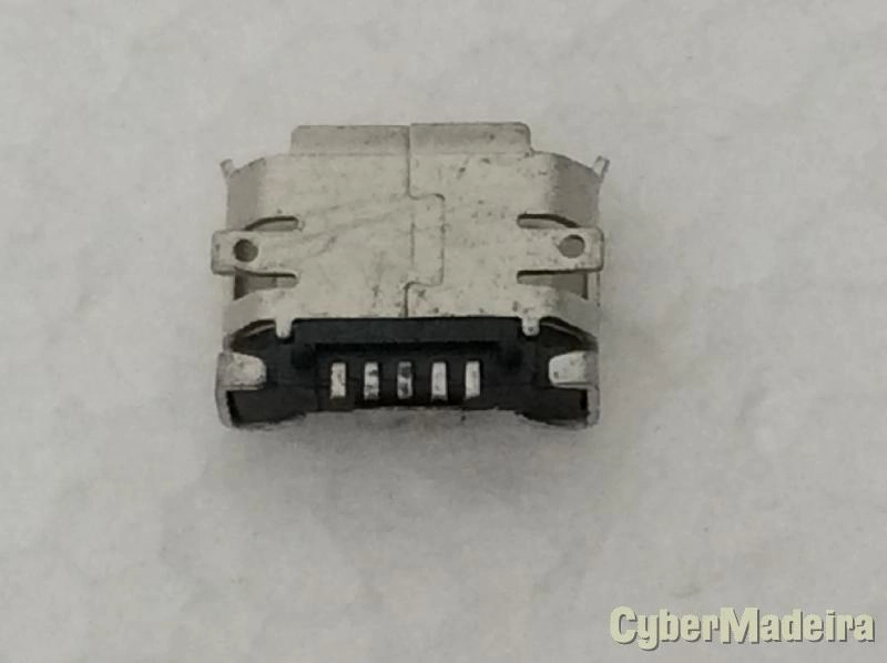 Ficha micro usb Sony E10 , U8 , X10 , etc