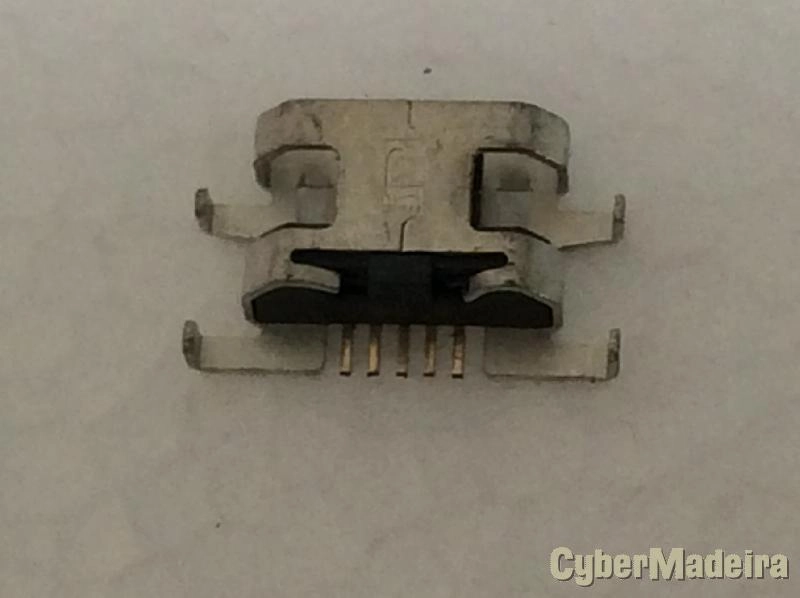 Ficha micro usb Sony C1904 , C1905 , C2204 , C2205