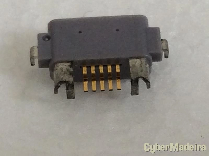 Ficha micro usb Sony C6602 , C6603 , LT25C , LT29I , LT36 , LT36H , L36I , etc