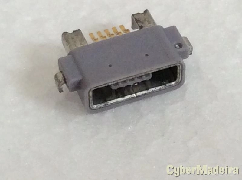 Ficha micro usb Sony C6602 , C6603 , LT25C , LT29I , LT36 , LT36H , L36I , etc