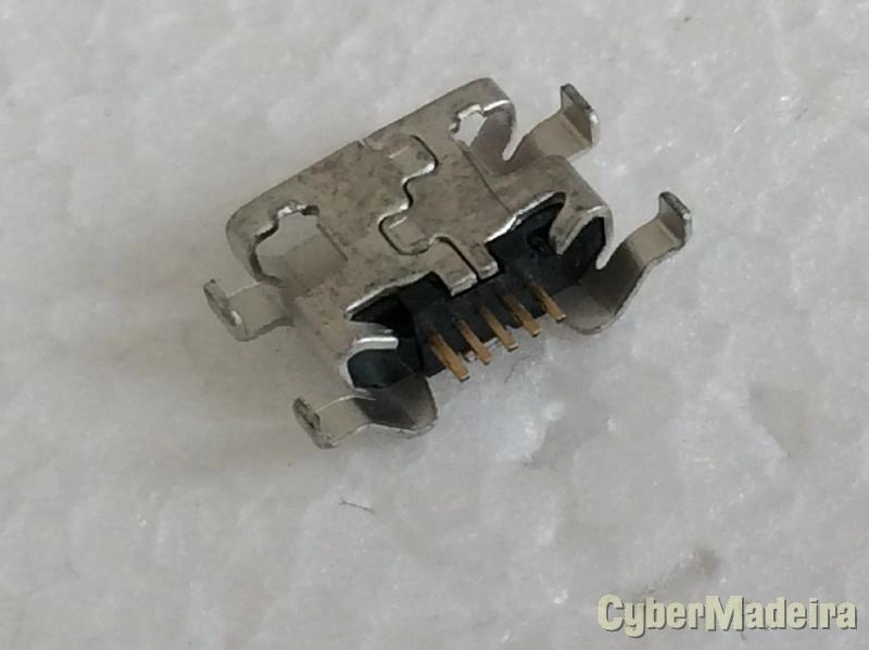 Ficha micro usb para meo tablet 2