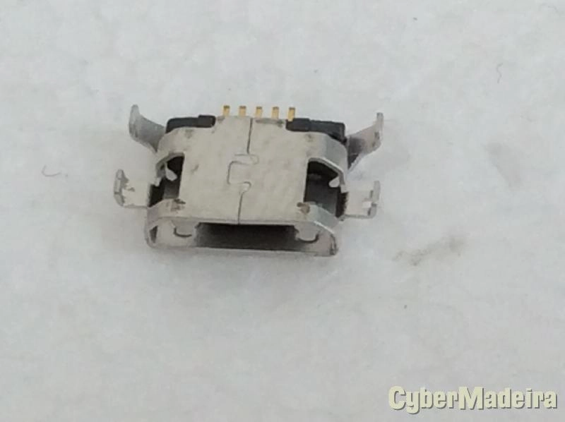 Ficha micro usb huawei Y625
