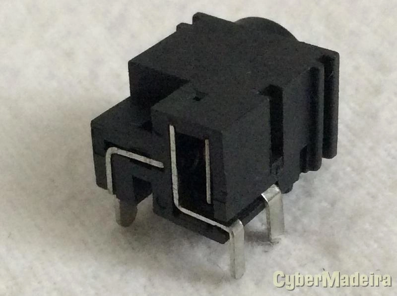 Ficha alimentação computador portatil