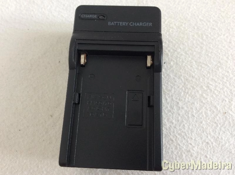 Carregador de bateria Sony NP-FM30 , NP-FM50 , NP-FM55H , NP-FM70 , NP-FM90 , NP-QM71 , etc
