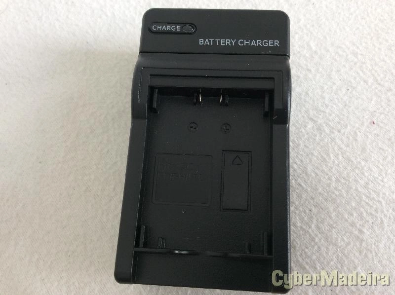 Carregador de bateria Sony FP50 , FP70 , FP90 , FF170 etc