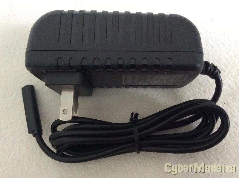 Carregador 12V 2A tablet microsoft surface 10.6RT Outras