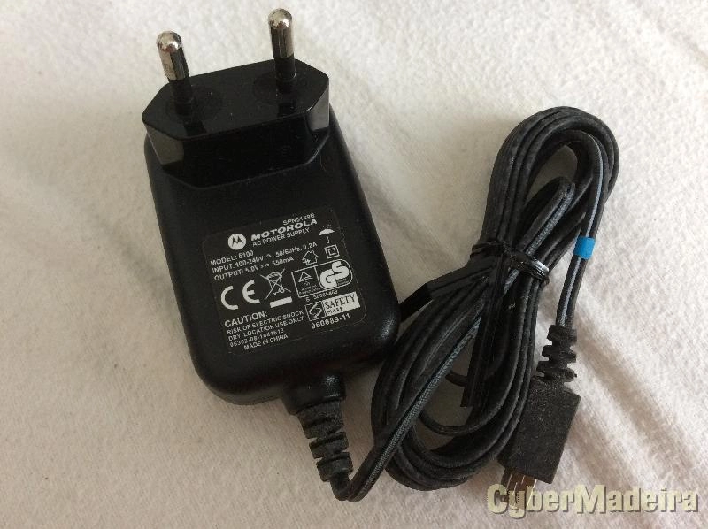 Carregador original motorola ficha mini usb  5V 550MAH
