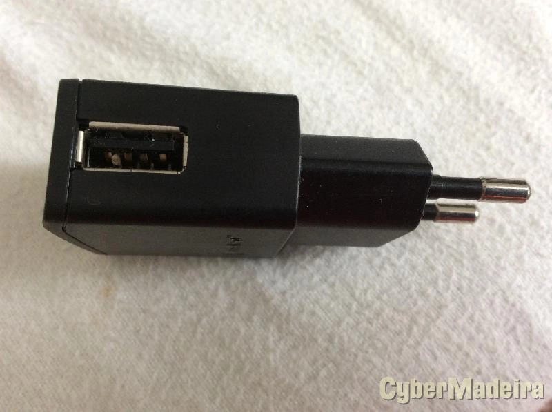 Carregador Sony ericsson EP800 5V 850MAH
