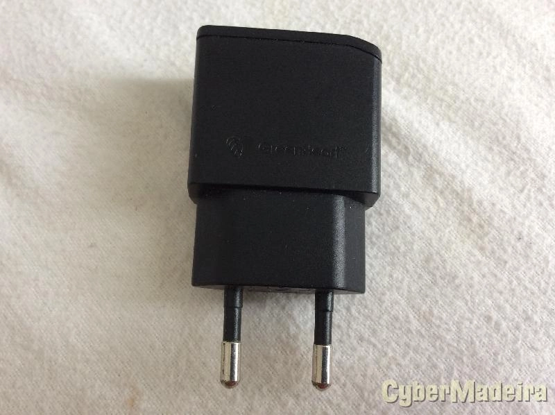 Carregador Sony ericsson EP800 5V 850MAH