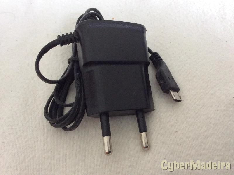 Carregador Samsung ETAOU10EBE  5V 700mAh