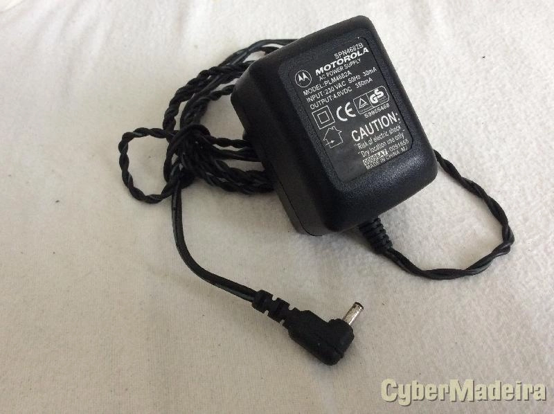 Carregador Motorola SPN4682B. PLM4682A  4.0VDC 350mA