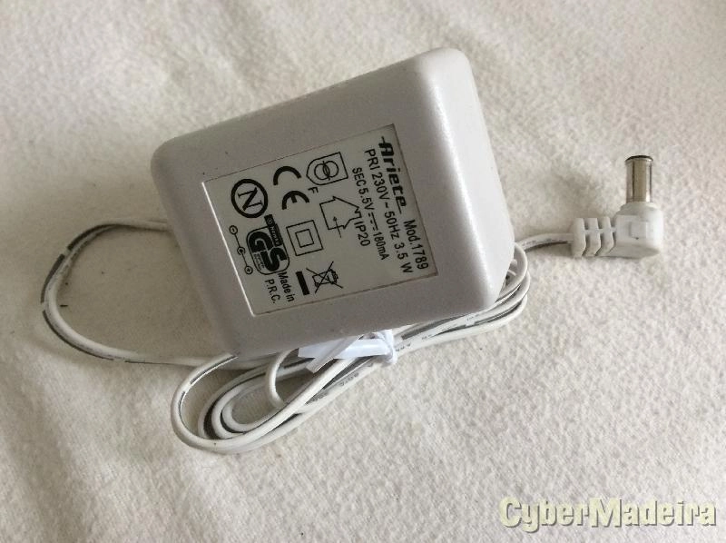 Carregador Aríete Mod.1789  5.5V 180mA