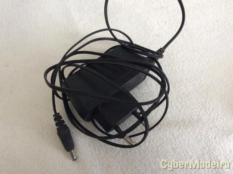 Carregador original Nokia AC-2E. Com ficha grossa