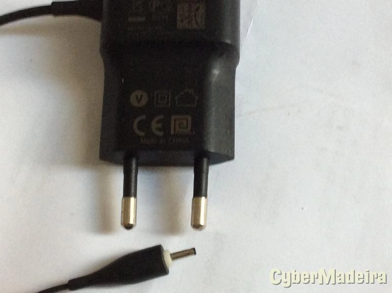 Carregador Nokia AC-11E ponta fina