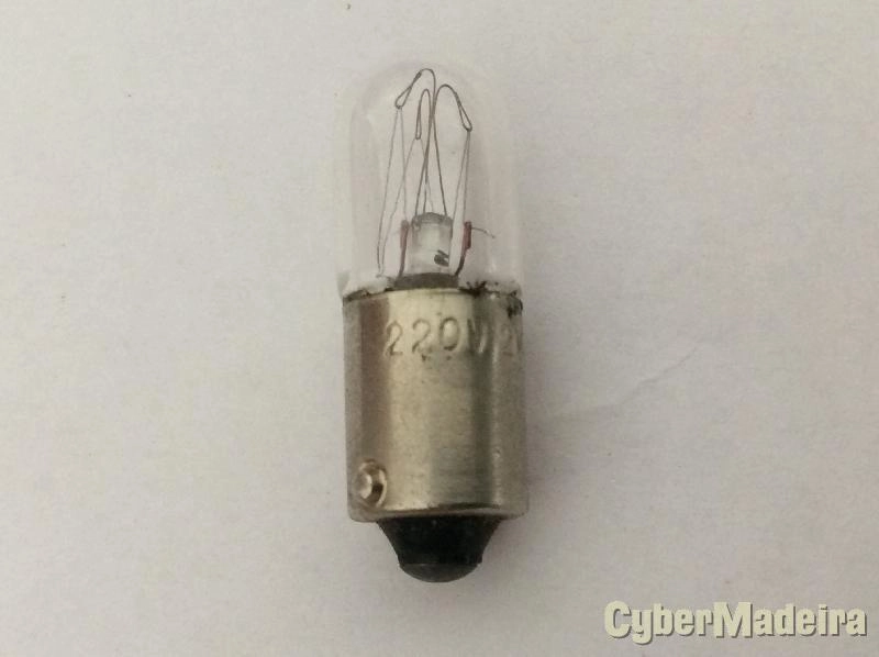 Lampada filamento baioneta BA9S 220V 2W