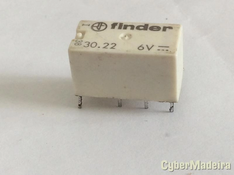 Relê subminiatura  Finder 30.22 DIL2 para PCB