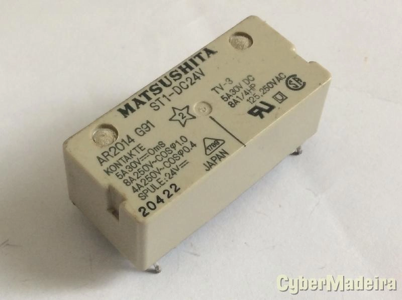 Relê Matsushita ST1-DC24V