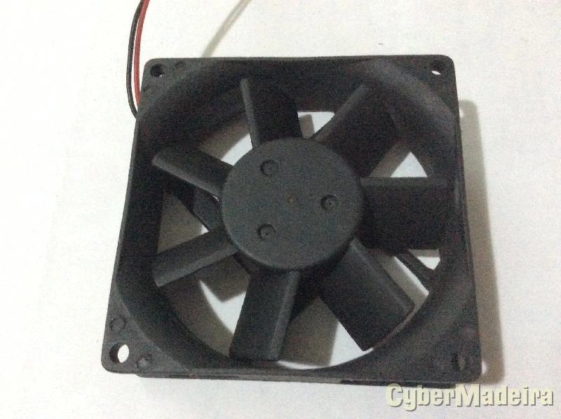 Ventoinha DC FAN BRUSHLESS 8x8x2,5cm 12V 0,14A