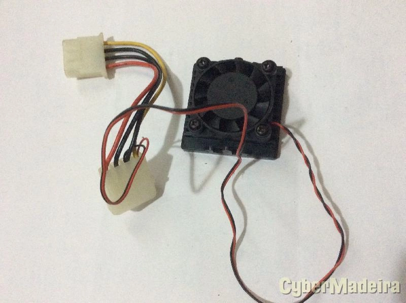 Ventoinha 4x4x1cm 12V