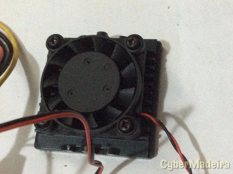 Ventoinha 4x4x1cm 12V