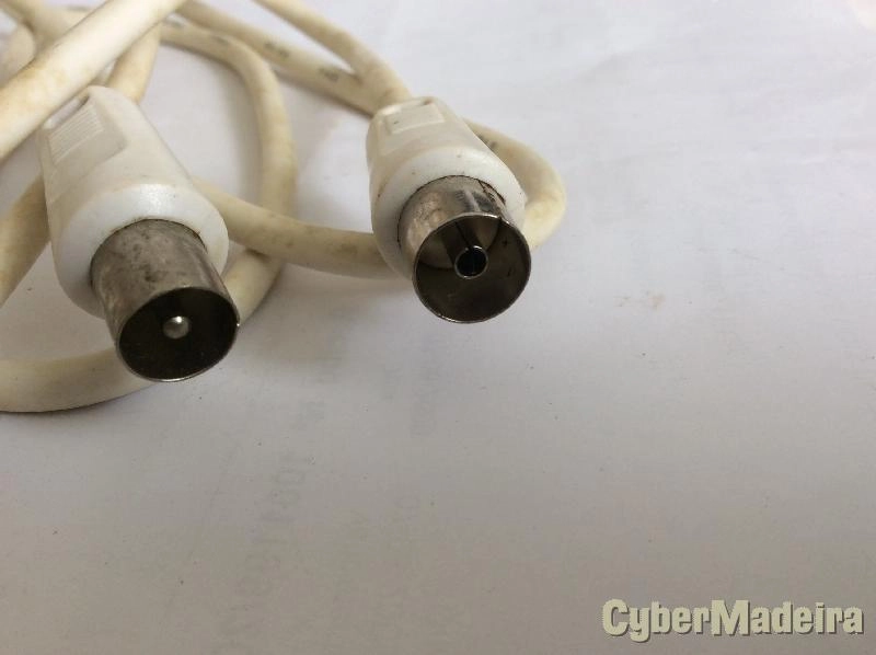 Cabo antena TV Macho Femea 2,5M branco