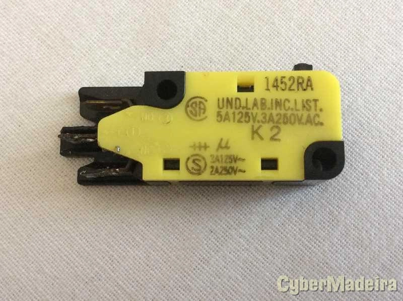 Microswitch sem patilha Omron 1452RA