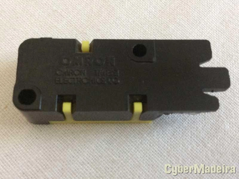 Microswitch sem patilha Omron 1452RA