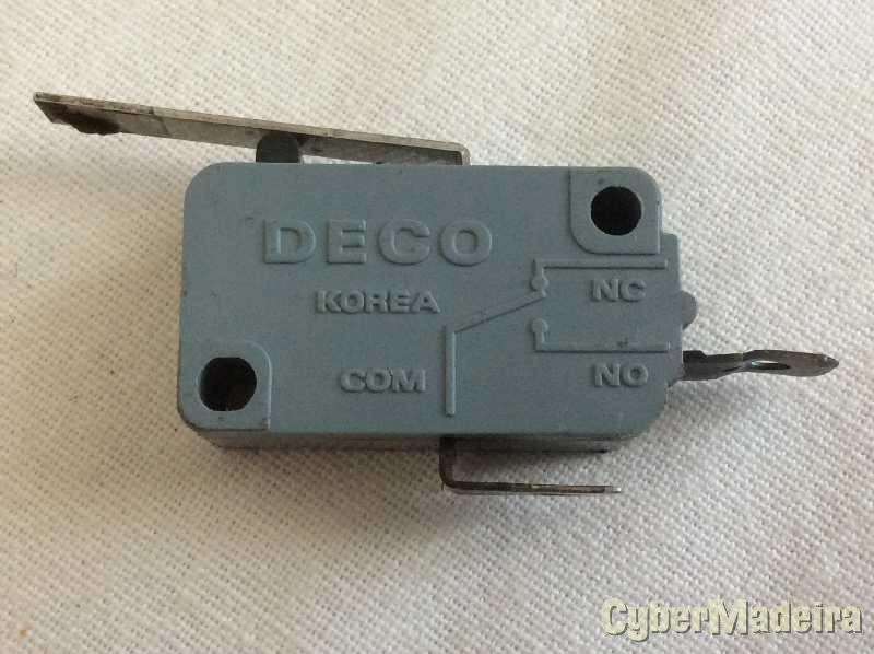 Microswitch com patilha 27,3mm