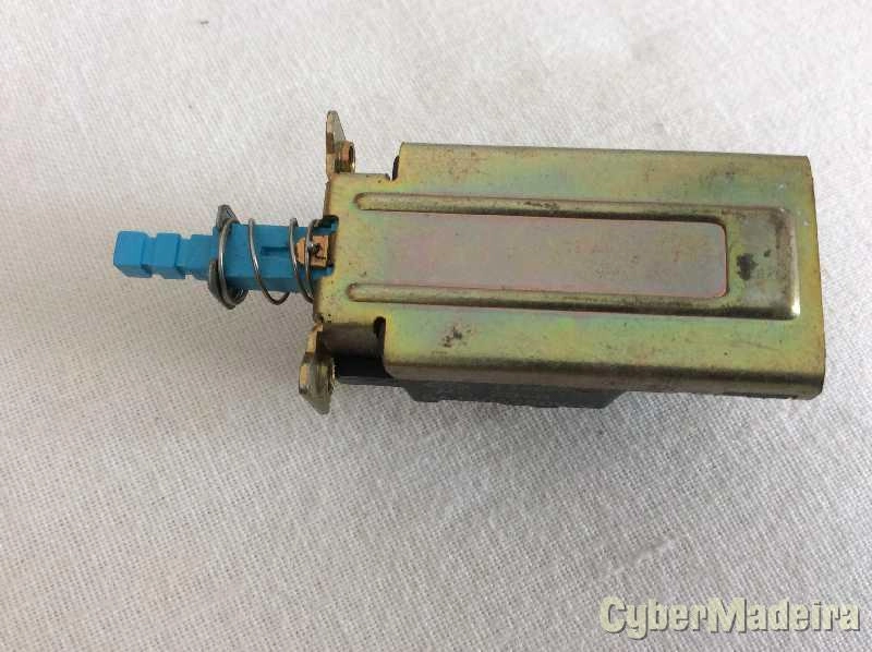 Interruptor bipolar 5A 250VAC  ESB99957A
