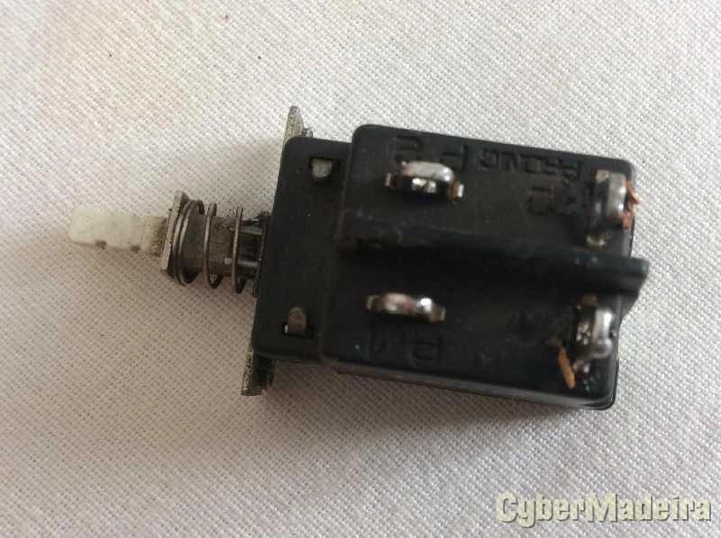 Interruptor bipolar Pronic P218 5A 250VAC