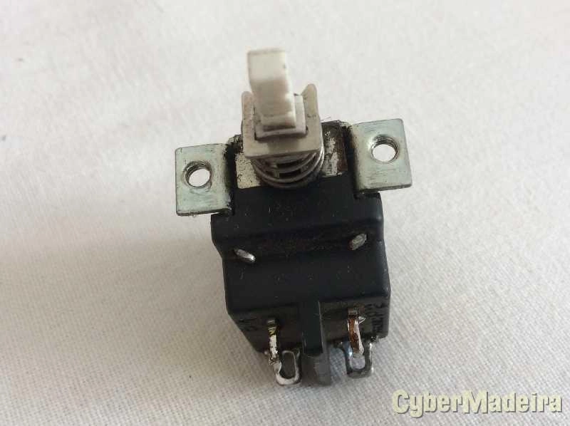 Interruptor bipolar Pronic P218 5A 250VAC