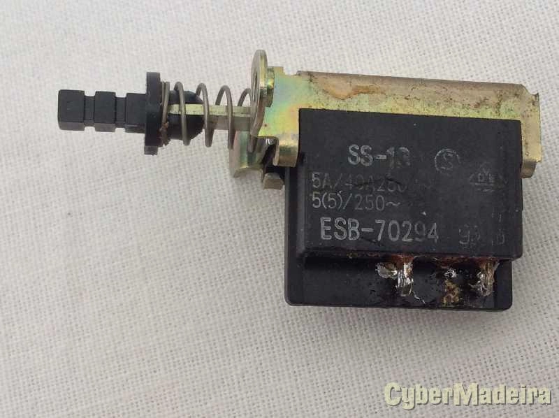 Interruptor bipolar ESB-70294  5A 250VAC Preto