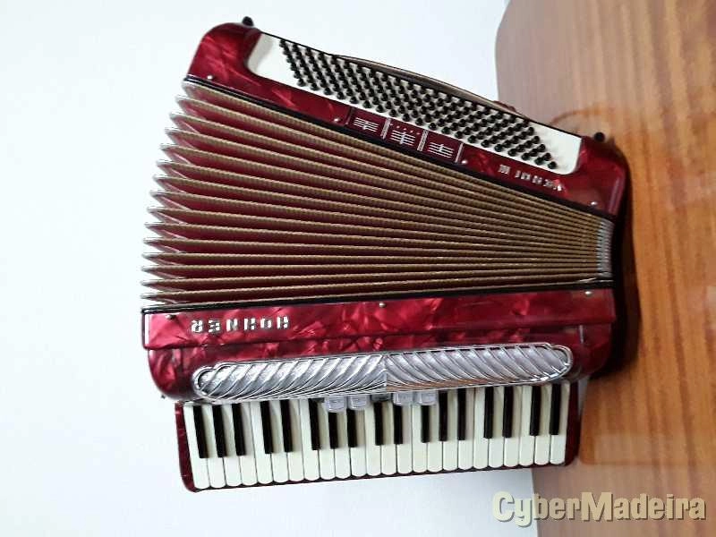 Acordeão hohnar 120 baixos verdi lll