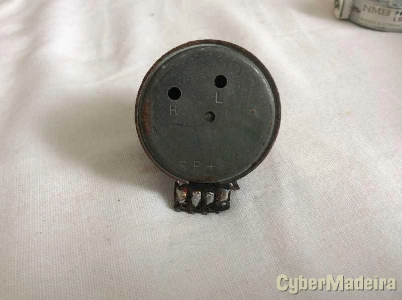 Motor gira discos Sankyo SHR2R