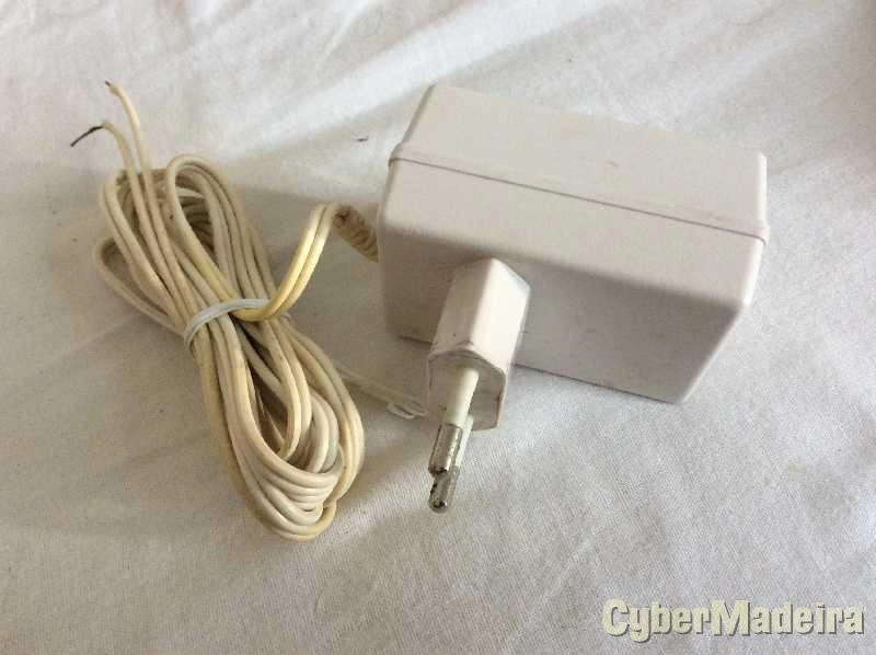 Carregador modelo BC-831-02   5,3V 140mA